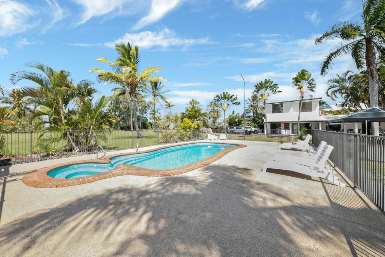 Kinka Palms Motel Yeppoon Εξωτερικό φωτογραφία